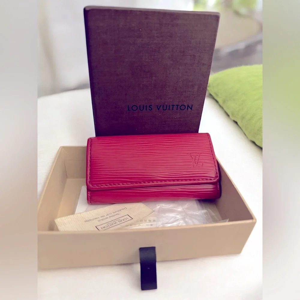 Louis Vuitton Epi Red Multicle 4 Key Case with Box - Picture 9 of 9